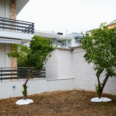 Stella Boutigue Néa Péramos