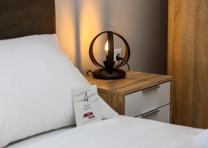 Stella Boutigue * Néa Péramos